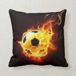 Fußball in den Flammen Kissen