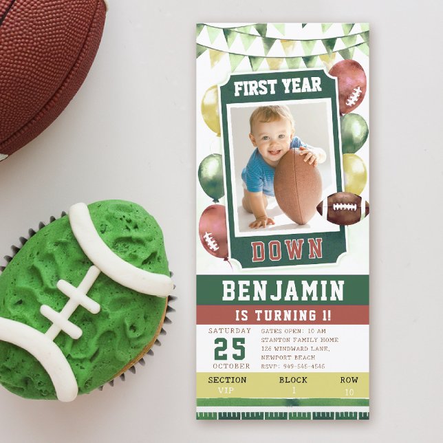 Fußball Ticket Happy Boy Einladung zum 1. Geburtst (first year down football birthday invitation photo watercolor sports ticket boy green brown balloons)