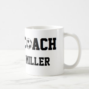 Fußball-Trainer personalisiert Kaffeetasse