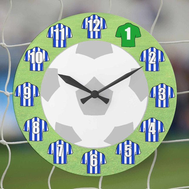 Fußball-Uhr - mit blau gestreiften Shirts Große Wanduhr (blue and white striped football shirts)