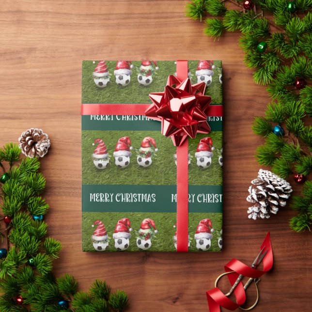 Fußballball mit Weihnachtsmannmütze Geschenkpapier (Feiertagsgeschenk)