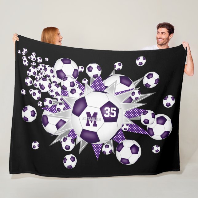 Fußballbälle lila Graustars Mädchensportraum Fleecedecke (Beispiel)