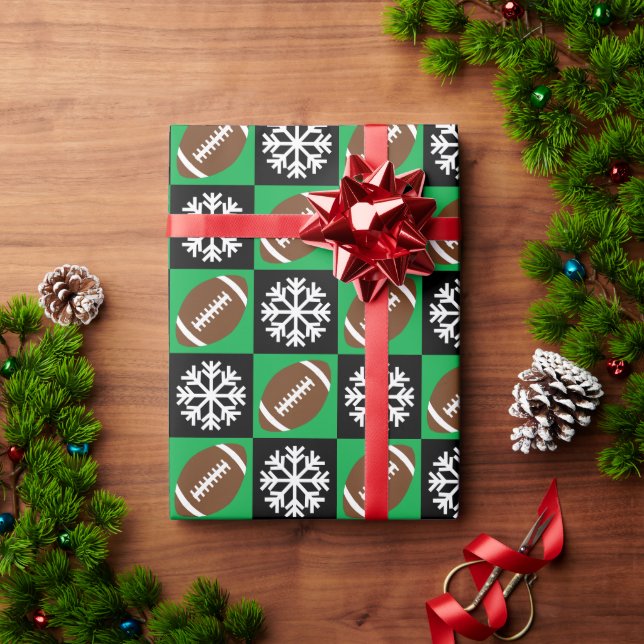 Fußbälle und Schneeflocken Spaß Fußball Weihnachte Geschenkpapier (Feiertagsgeschenk)