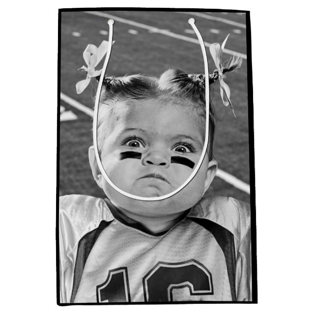 Fußballmädchen Mittlere Geschenktüte (Vorderseite)