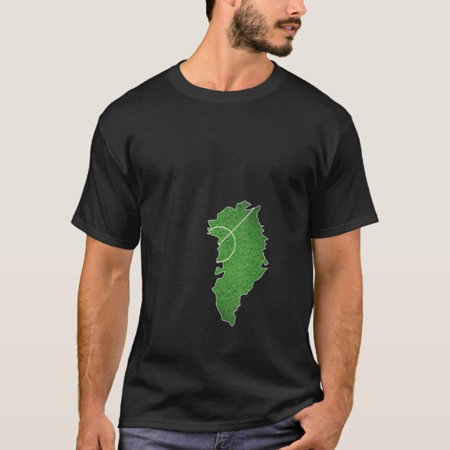 Fußballplatz T-Shirt (Vorderseite)
