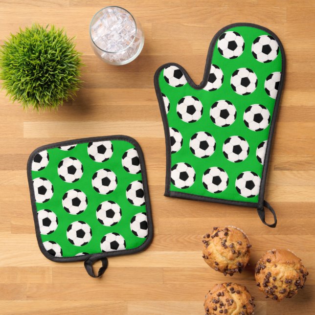 Fußballspieler Cartoon Fußball Gemustert Ofenhandschuh & Topflappen-Set (Oben Unten)