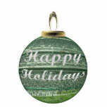 Fußballstadion Weihnachtsfeier Freistehende Fotoskulptur<br><div class="desc">Machen Sie eine Weihnachtskarte zu einem Ornament. Das geschah mit diesem Fußballstadion Happy Holidays Ornament. Die Originalkarte ist ein überdimensionaler Druck von Stadionsitzen mit 15 Sitzplätzen, die überall versteckt sind. Großartiges Geschenk und voller Spaß. Jetzt können Sie ein passendes Ornament haben.</div>