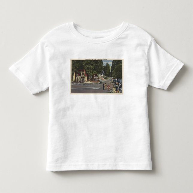 Fußgänger auf See-Ufer-Antrieb Kleinkind T-shirt (Vorderseite)