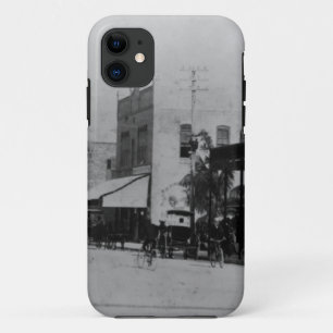 Fußgänger, Radfahrer und Pferdwagen iPhone 11 Hülle