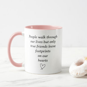 Fußspuren auf unseren Herzen Tasse