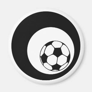 Futbol. schwarze Kreise. Magnet