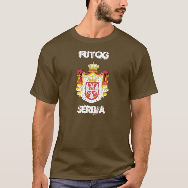Futog, Serbien mit Wappen T-Shirt (Vorderseite)