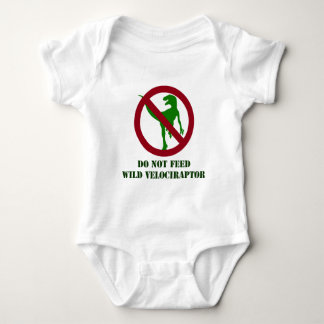 Füttern Sie nicht wilden Velociraptor Baby Strampler