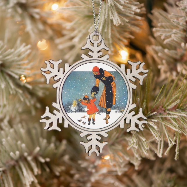 Fütternd Vögel im Schnee Schneeflocken Zinn-Ornament (Baum)