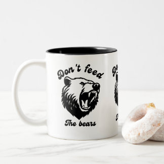 Füttre die Bären nicht! Zweifarbige Tasse