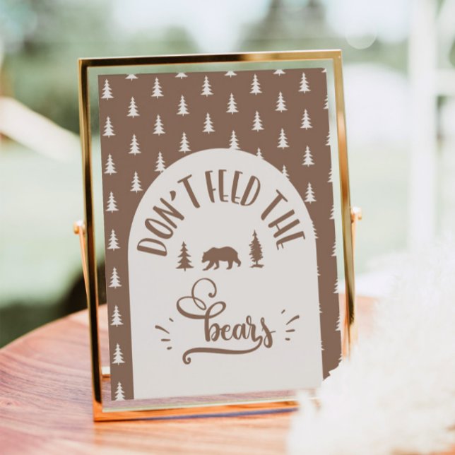 Füttre die Bären One Happy Camper Geburtstag Poster (Von Creator hochgeladen)