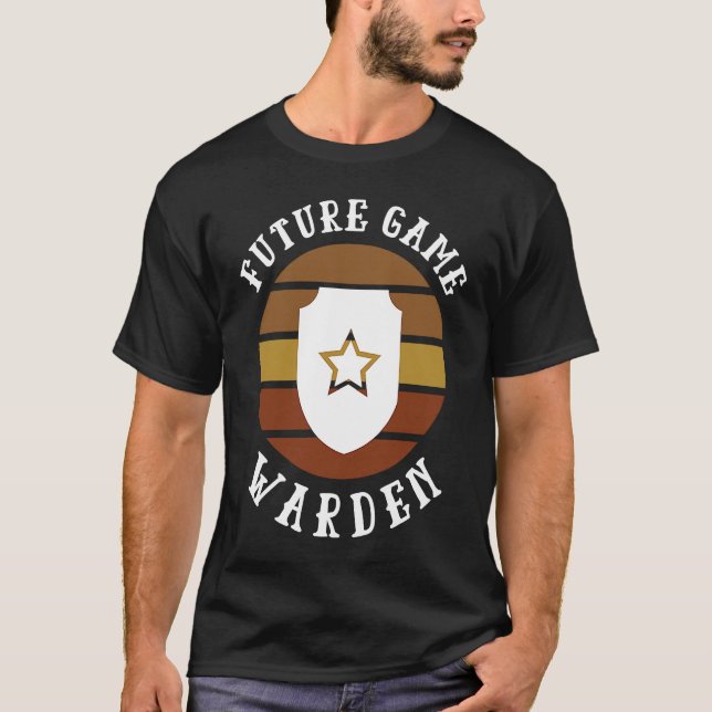 Future Game Warden    Game Warden Outfit T-Shirt (Vorderseite)