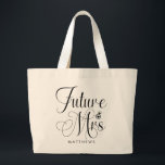 Future Mrs. Individuelle Name Wedding Tote Bag Jumbo Stoffbeutel<br><div class="desc">Zukünftige Frau Individuelle Name Wedding Tote Bag - Custom Tote Tasche bietet moderne Skripttypografie und ist mit Ihrem zukünftigen Nachnamen personalisiert. Schriftart wird mit einem Verlobung-Ring betont. Schwarz-Weiß dargestellt.</div>