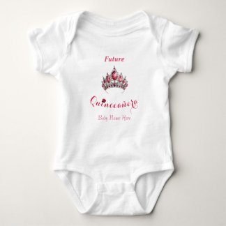 "Future Quinceañera" mit Tiara und Babyname Baby Strampler