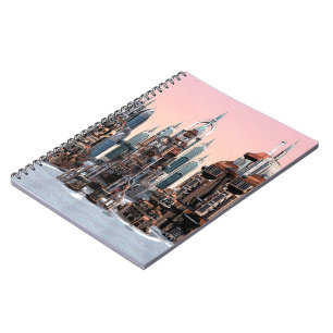 Futuristische Fantasy-Stadt Sci-Fi-Skyline-Kunst Notizblock