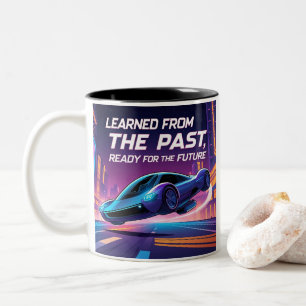 Futuristisches Flugauto mit inspirierendem Zitat Zweifarbige Tasse
