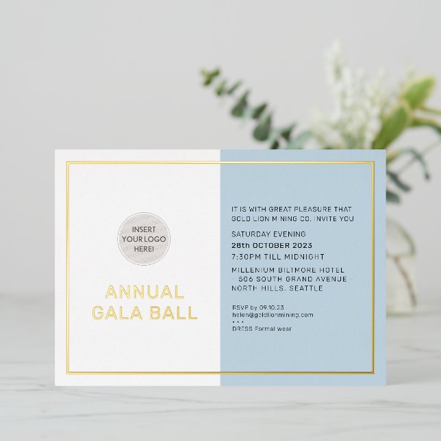 GALA BALL Firmenlogo formales blassblaues Gold Folieneinladung (Stehend vorne)