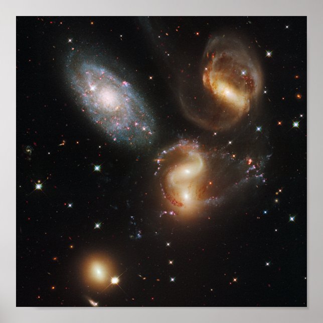 Galactic wreckage in Stephan's Quintet Poster (Vorne)