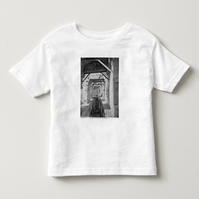 Galerien auf dem Erdgeschoss und dem ersten Kleinkind T-shirt (Vorderseite)