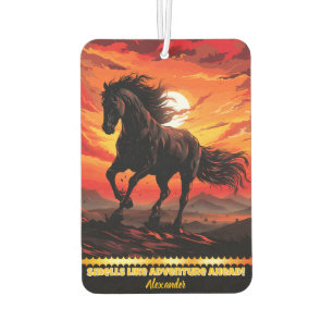 Gallopie des Schwarzen Pferdes bei hellem Sonnenun Autolufterfrischer