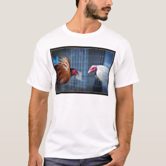 gallos_de_pelea_by_chunydia.jpg T-Shirt