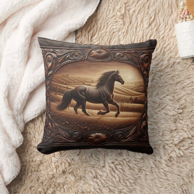 Galopp Pferd in Sonnenuntergang Landschaft auf dem Kissen (Decke)