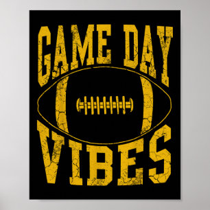 Game Day Vibes Gelber Fußball Vintag gestört Poster