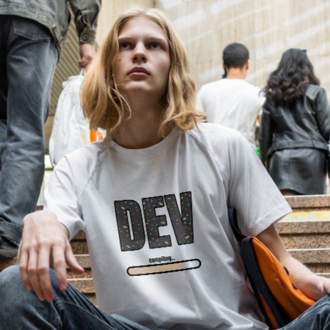 Game Dev Compiling - Brown Compiling T-Shirt (Von Creator hochgeladen)