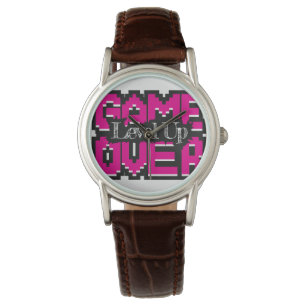 Game Over, Level Up: Pixelige Retro-Spielwelt Armbanduhr