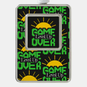 Game Over, Level Up: Retro-Pixel-Block-Abenteuer Rahmen-Ornament Silber