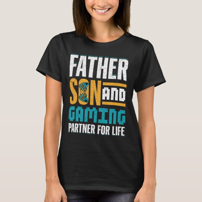 Gamer Bond – Father And Son Game Together  T-Shirt (Vorderseite)