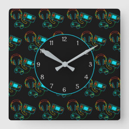 Gamer Retro Neon Pattern Black Quadratische Wanduhr