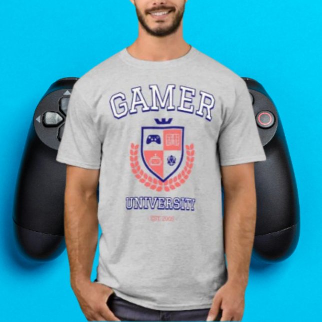 Gamer-Universität T-Shirt (Von Creator hochgeladen)