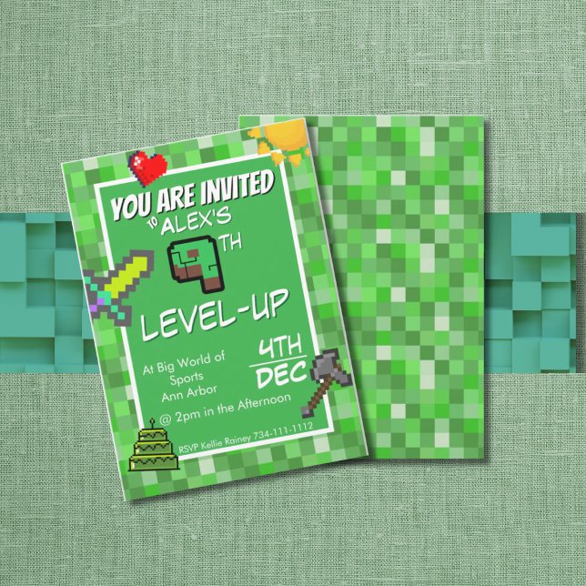 Gamer's Birthday Invitation Green Pixels Einladung (Von Creator hochgeladen)