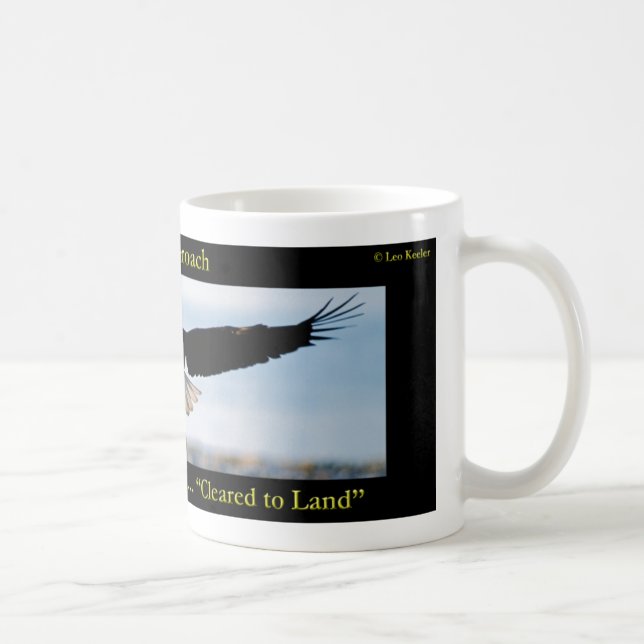 Gang-Abstieg. Klappen unten. Geklärt, um Kaffeetasse (Rechts)