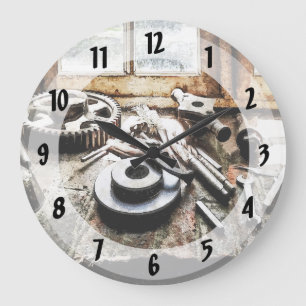 Gänge und Schlüssel in der Maschinenwerkstatt Große Wanduhr