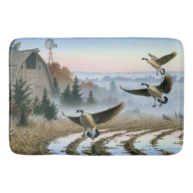 Gänse im landwirtschaftlichen Feld Badematte (Vorderseite)