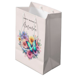 Gänseblümchen mit einem schönen Schmetterling zum Mittlere Geschenktüte
