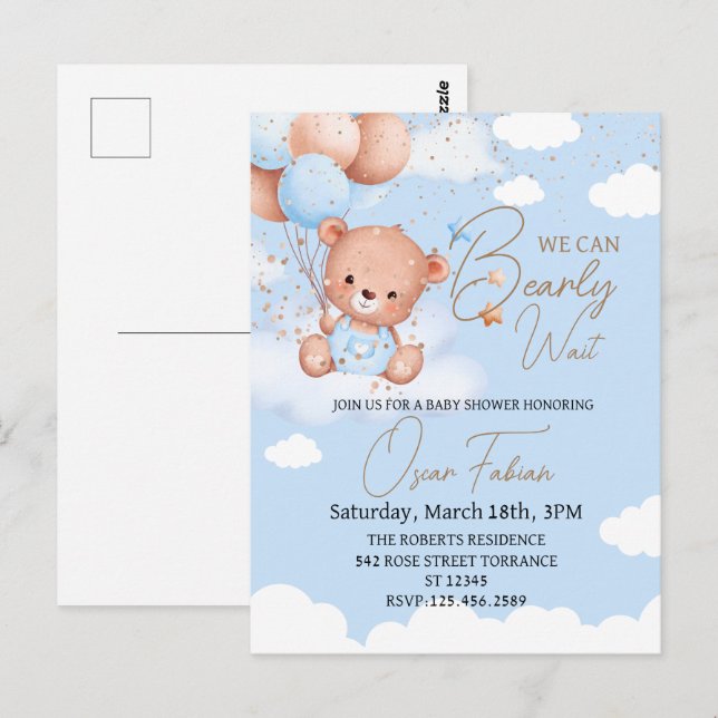 Garçon portant baby shower invitation Carte postal (Devant / Derrière)