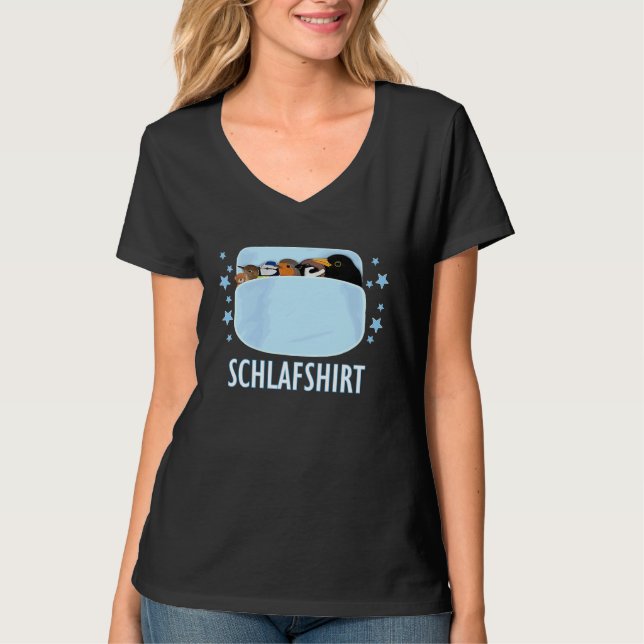 Garden Birds Cuddle in Bed Pyjamas Nightdress T-Shirt (Vorderseite)