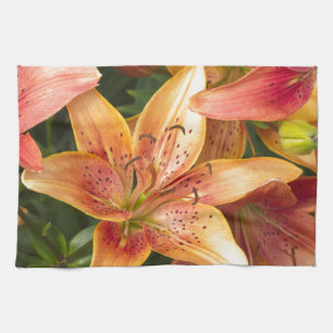 Garden Lilies Geschirrtuch