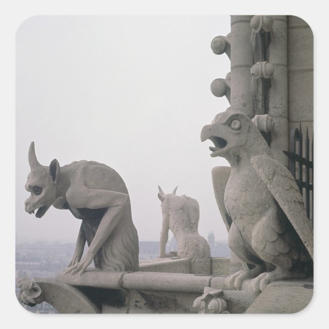 Gargoyles auf der Balustrade der Grande Quadratischer Aufkleber (Vorderseite)