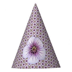 Garten-Party-lila Blume auf irgendeiner Farbe Partyhütchen