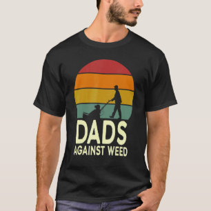 Gartenarbeit 4\Väter gegen Unkraut  Garten Rasen M T-Shirt