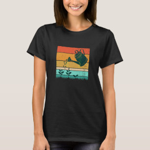 Gartenarbeit im Vintage-Retro-Stil T-Shirt
